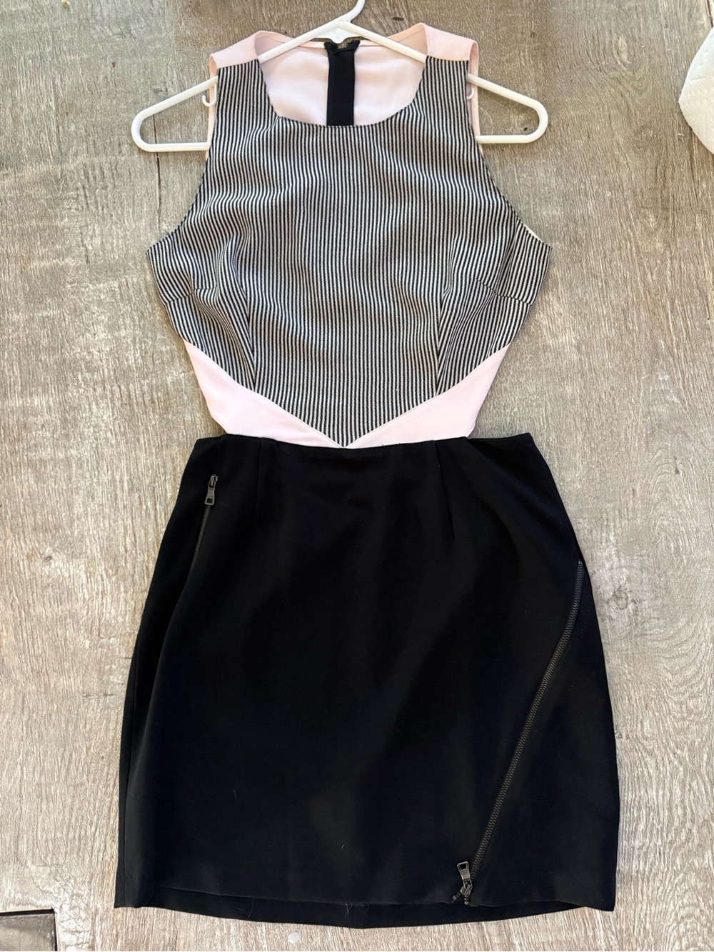 Sachin + Babi Colorblock Pinstripe Mini Dress in Black & Pink - Size 6